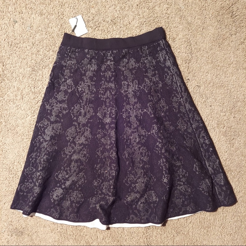 Calvin Klein black floral knit skirt .new